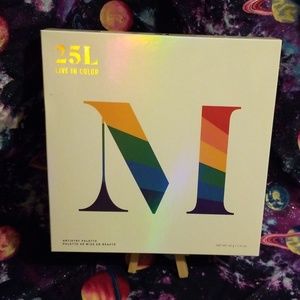 Morphe 25L Live In Color Eyeshadow pallette